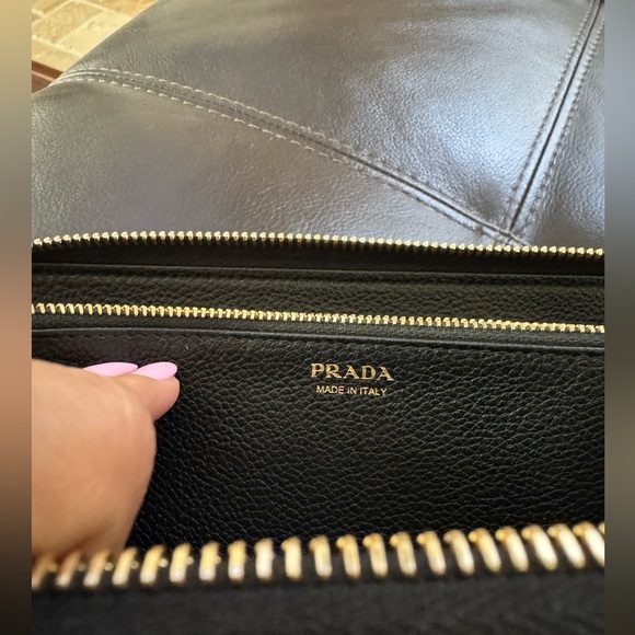 Prada Saffiano Zip Around Wallet - Picture 5 of 5